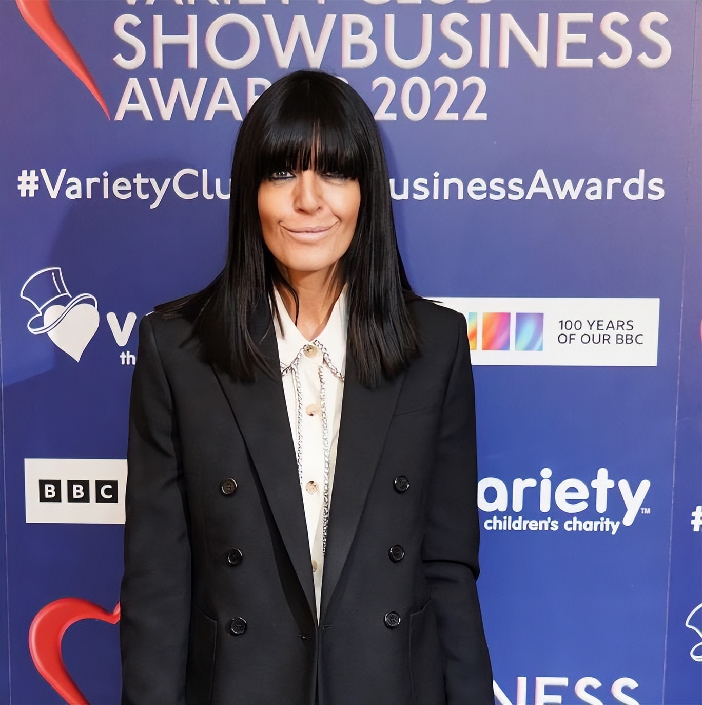 豚鼠被主人遗弃,前主人抛弃在出租屋里领养的猫咪