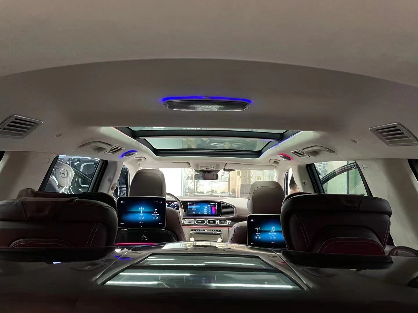 迈巴赫gls600柏林之声超级震撼,迈巴赫gls顶配沉浸式体验