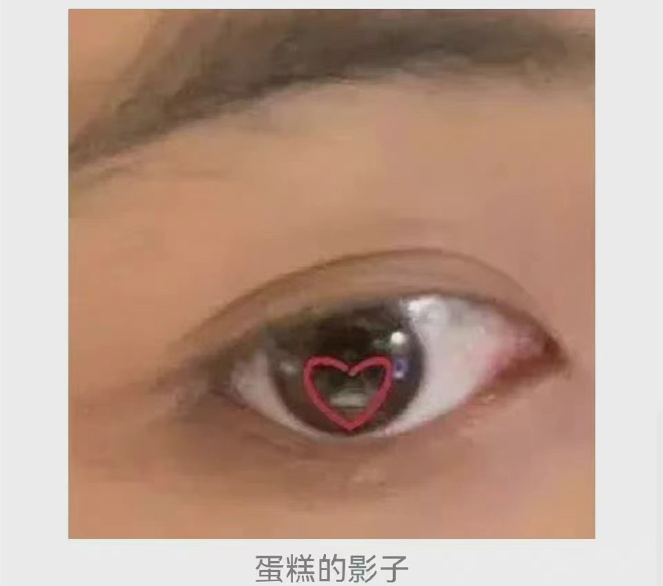 张子枫焉栩嘉露脸原视频,张子枫微博的插画头像