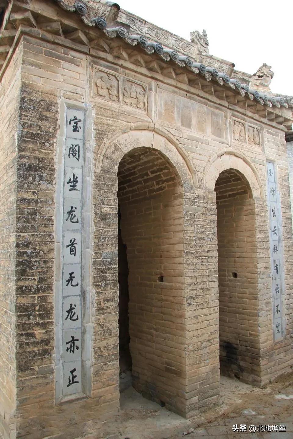 古建筑之美之徽派老砖雕,砖雕屋脊明清老式