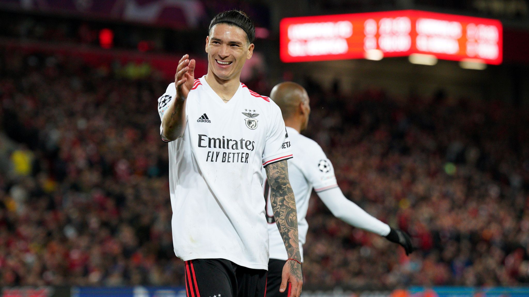 转会最新消息足球利物浦,葡超转会曼联