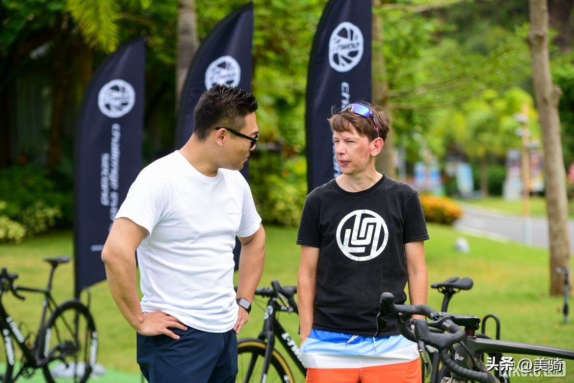 java全碳纤维油压碟刹改装,公路车碟刹电子变速套件推荐