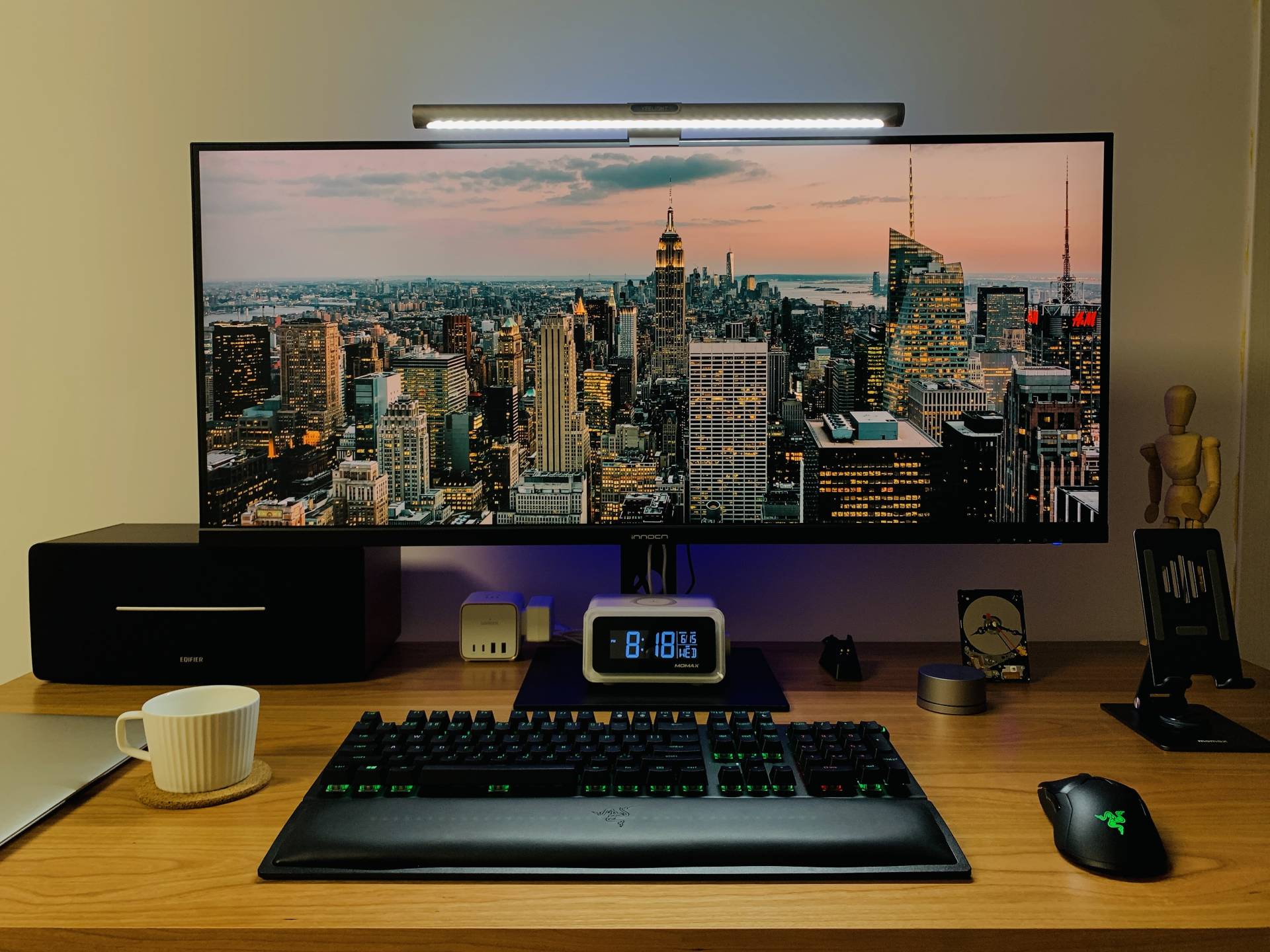 打造一台完美的电脑桌,自己打造好看的桌面