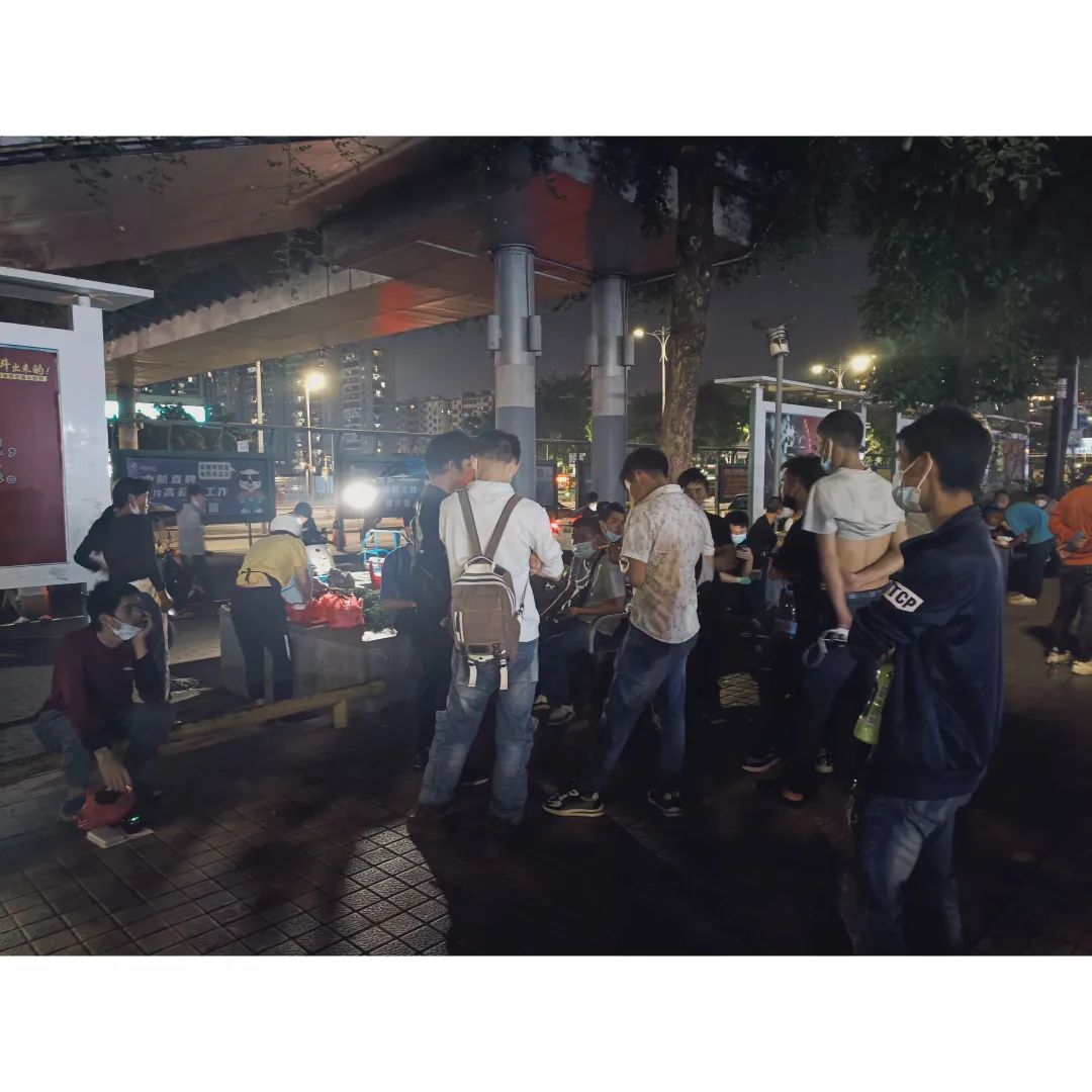 三和青年调查实录：龙华汽车站，这里是深圳最特殊的地方