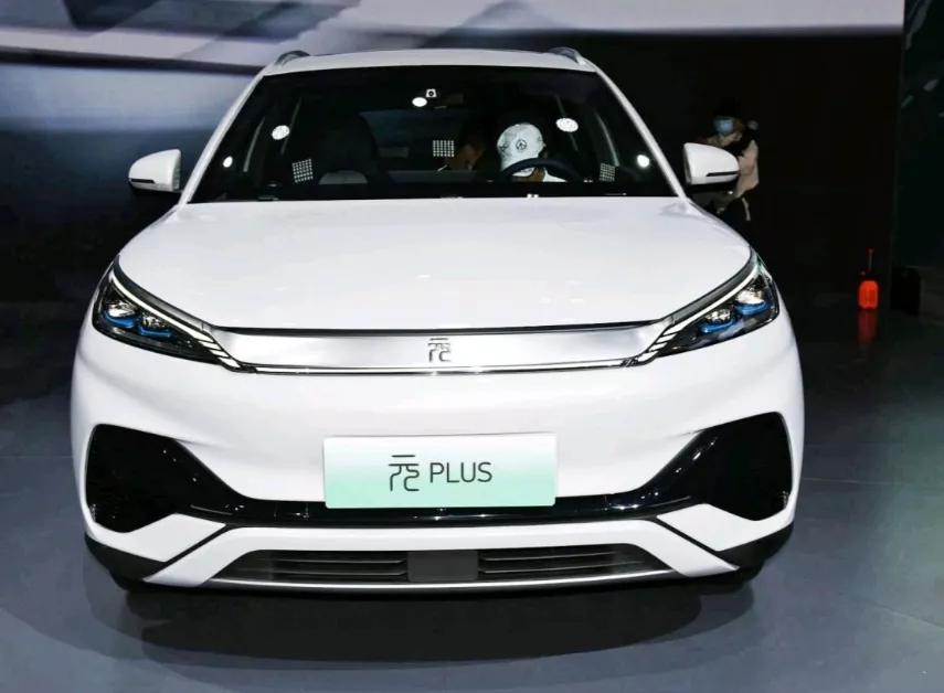 轿车跟suv如何抉择,购车suv好还是轿车好