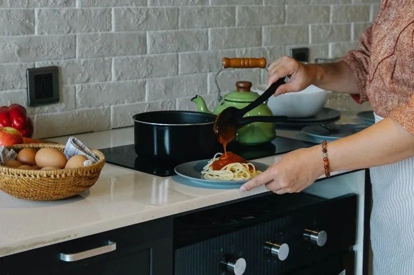 婚姻的尽头是亲情还是爱情,婚姻的尽头是婆媳关系