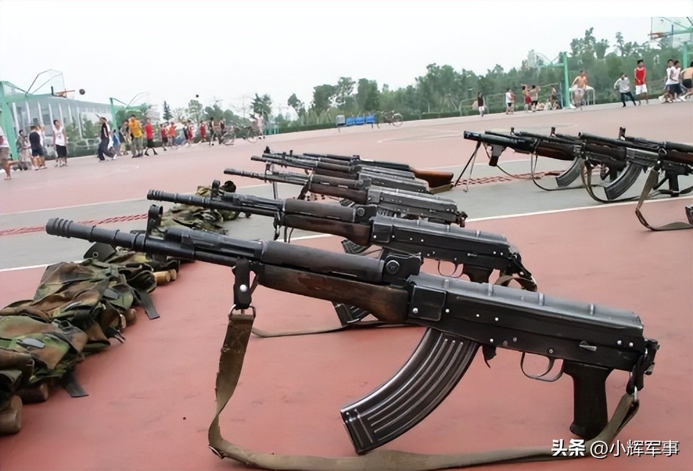 老兵心中永远的神枪81式突击步枪,国产最新步枪魔改81式步枪