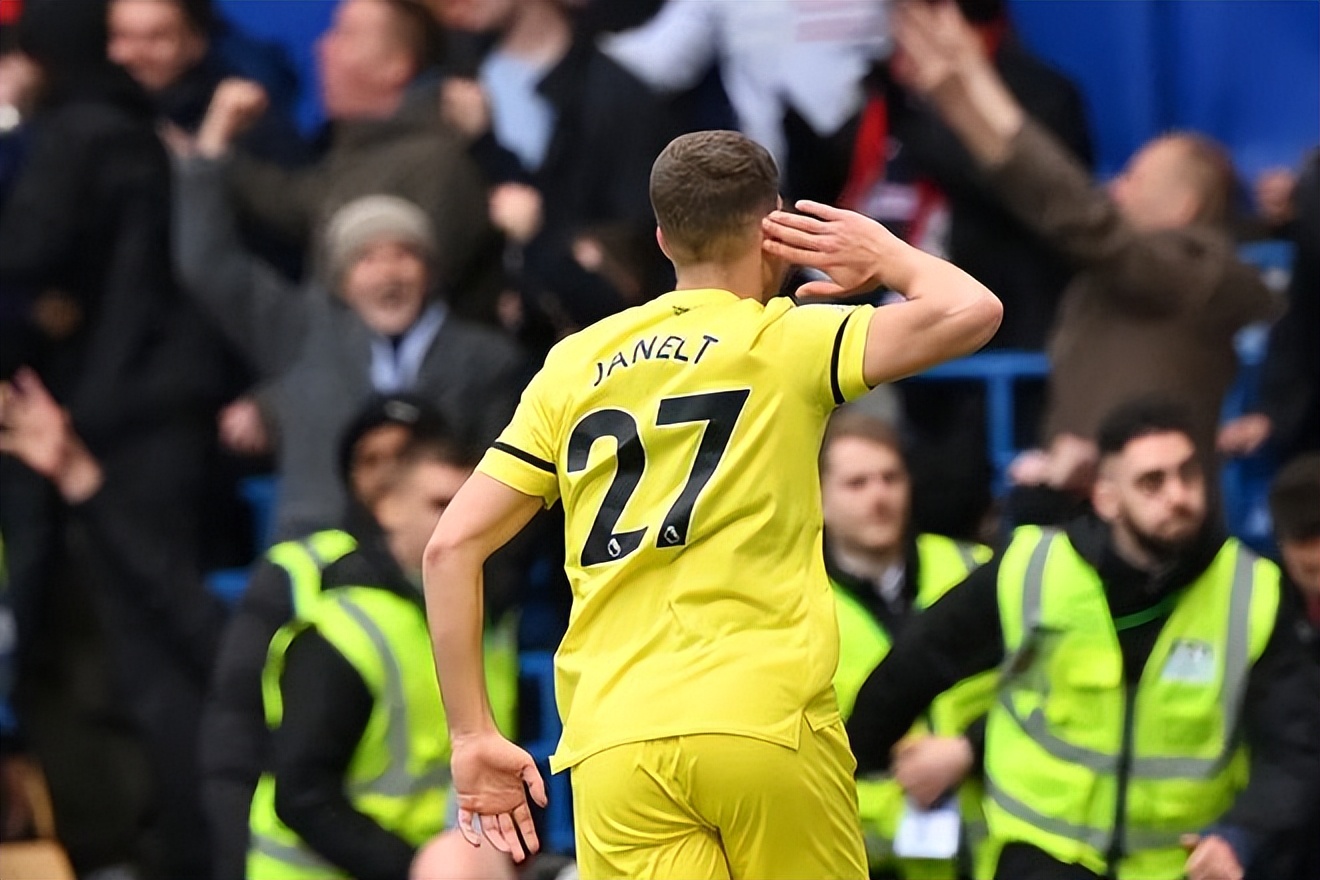 切尔西对阵小蜜蜂,小蜜蜂1-14faze