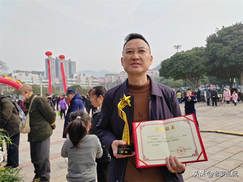 兰花齐放争奇斗艳太美了,众多兰花盛开