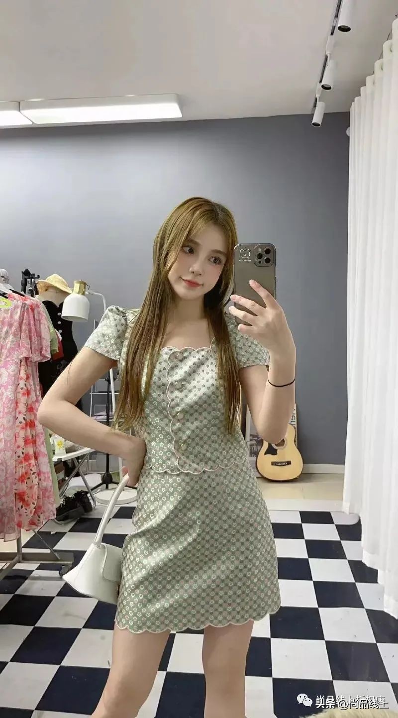 【秋水伊人CHIU·SHUI】女装，一口价179元任选1件、188元任选2件