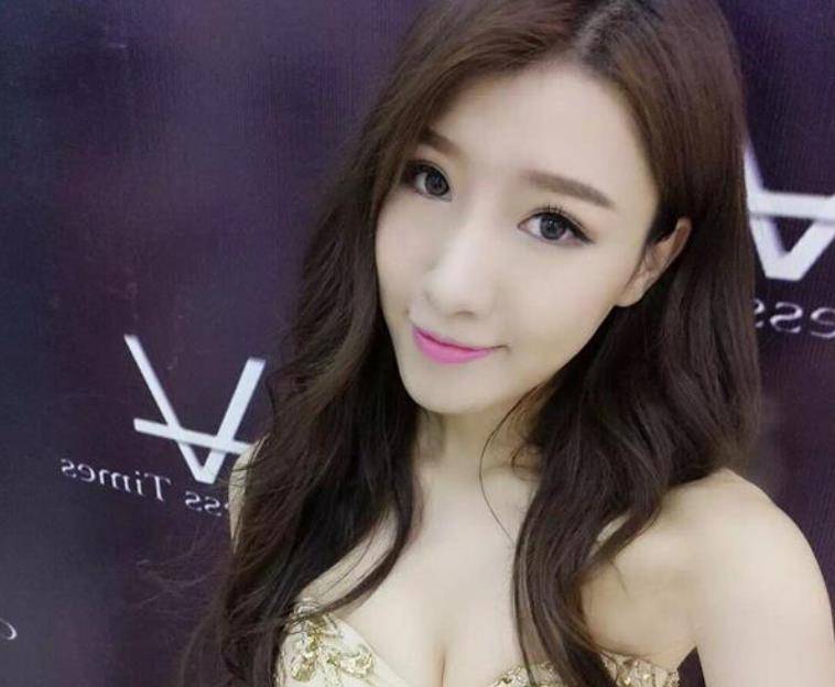 郭艾伦潘玮柏关系,郭艾伦颁奖典礼潘玮柏