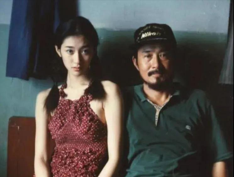 演员李小冉变化太大了吧,演员李小冉结过几次婚了