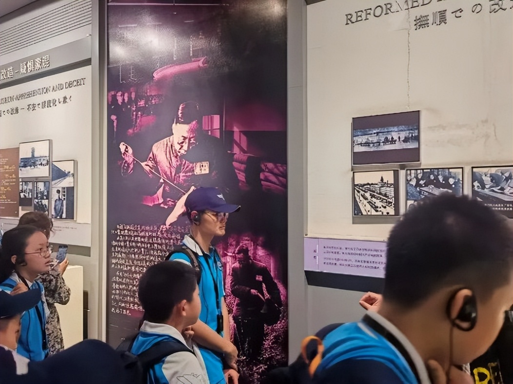 追梦空天凌云志振翅鸿雁赋能时——首都师范大学附属中学育鸿学校