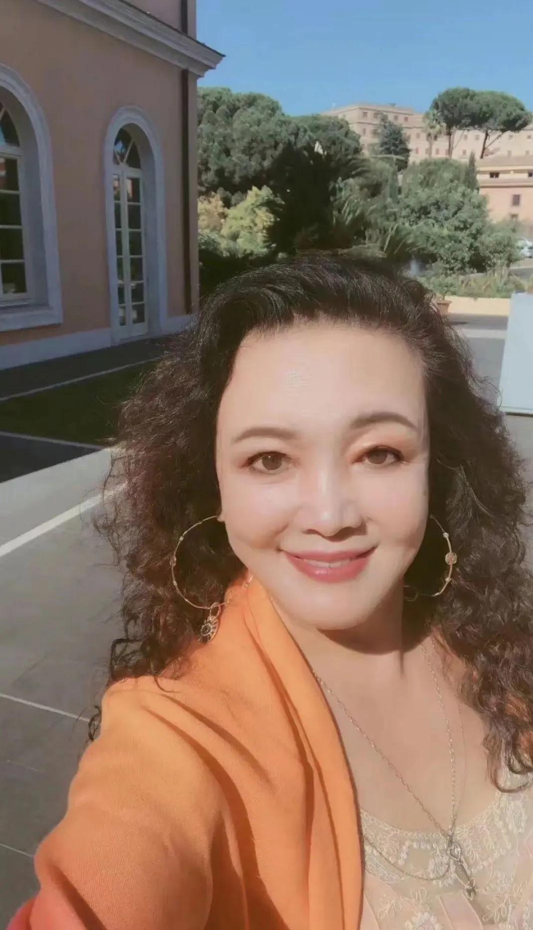 拼熙熙，具划算，百亿补贴汪小菲，被算计的地主家的傻儿子醒醒吧