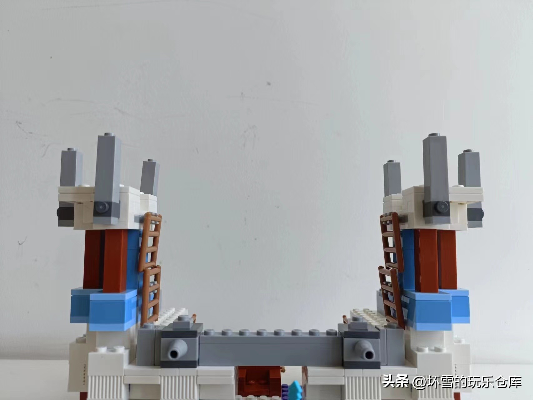 坏雪玩哥斯拉积木,坏雪玩乐高积木