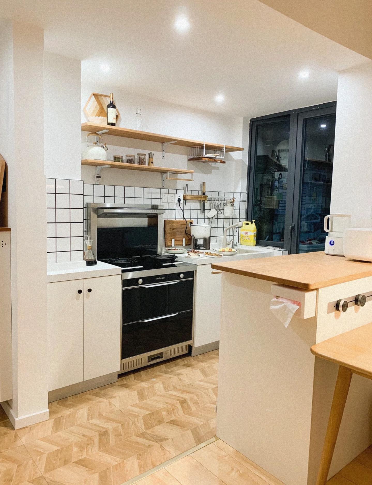 极简风主卧衣柜创意设计,设计师如何设计全屋衣柜