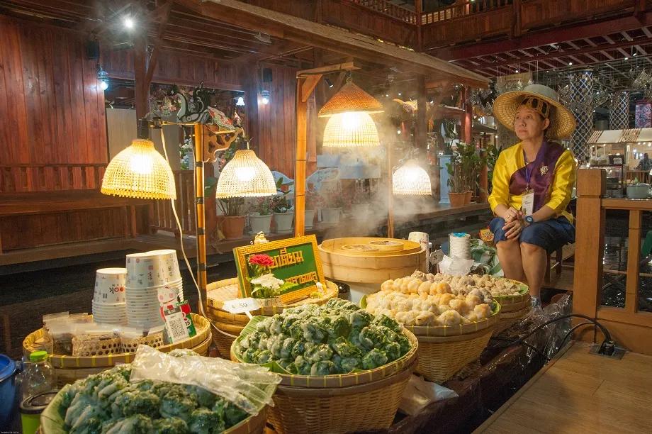 泰国曼谷旅游水上市场,泰国曼谷水上市场介绍