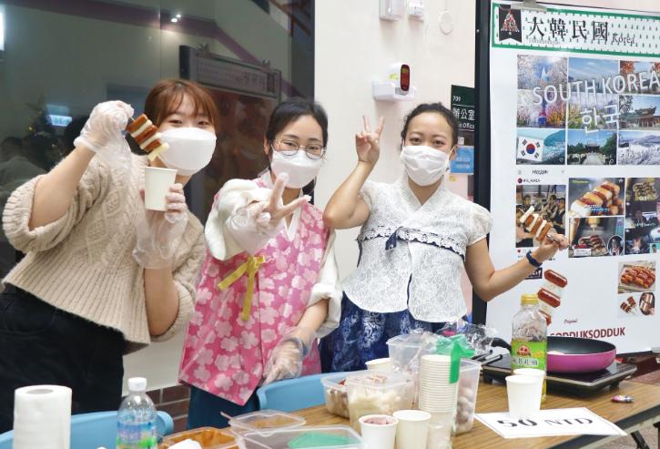 大学生摆摊卖什么东西吸引人,大学生摆摊卖小吃