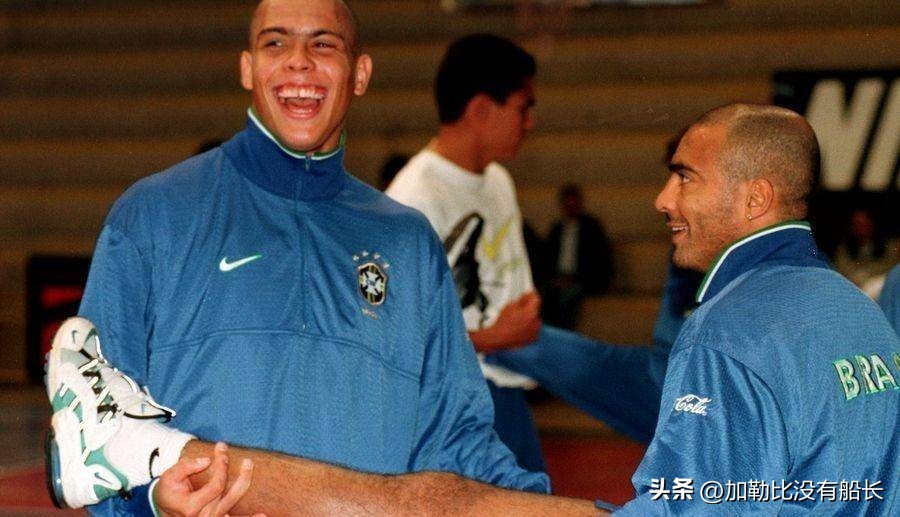 足坛历史十大前场组合,世界足坛那些年少成名的顶级前锋