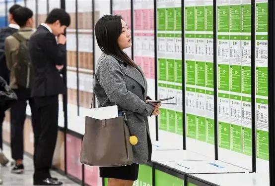 麦当劳发手势后续,麦当劳的手势是嘲讽谁