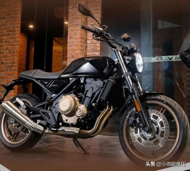 卷起来！高金GK400上市，售价25980元，全方位解析它都有哪些对手