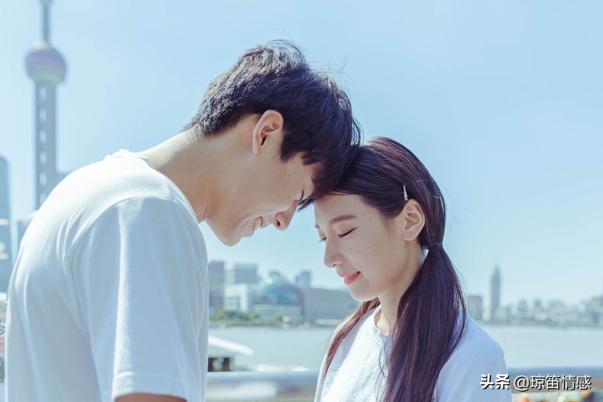 “咱俩一个月挣六千，你还要花四千买鞋，实在是太任性了”