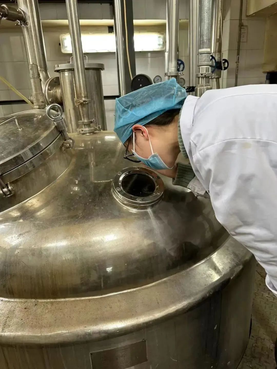 勠力同心共同抗疫,全力以赴保生产防控一线显担当