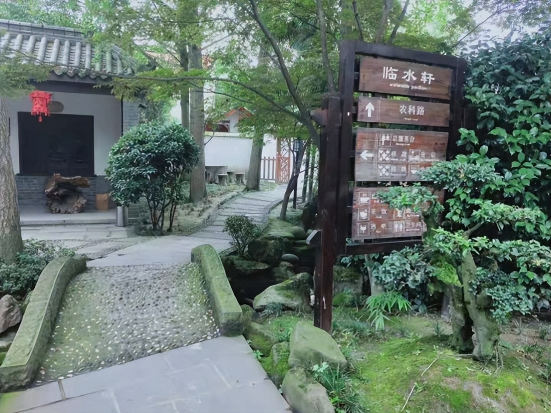 从贫困户到农庄老板致富路,从农家乐到度假山庄