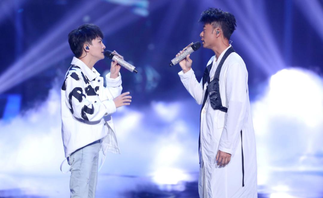 周深从2014到2021唱过的歌,从留守儿童到留守老人