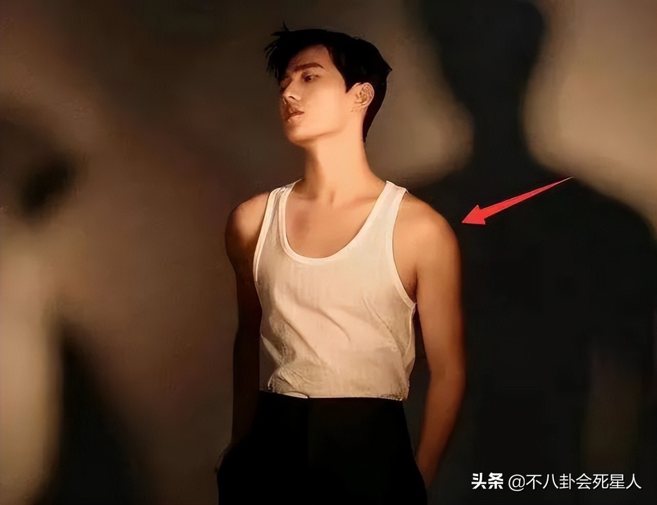 假头发假鼻子,假头发和假肚皮