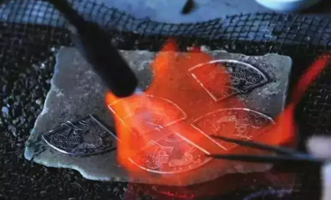 新年都要买什么礼物,大家新年礼物都送什么