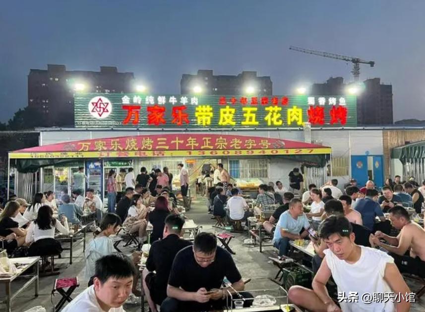 “外卖盒饭的青菜最好别吃”遭群嘲：某些餐馆的生财之道实在可耻