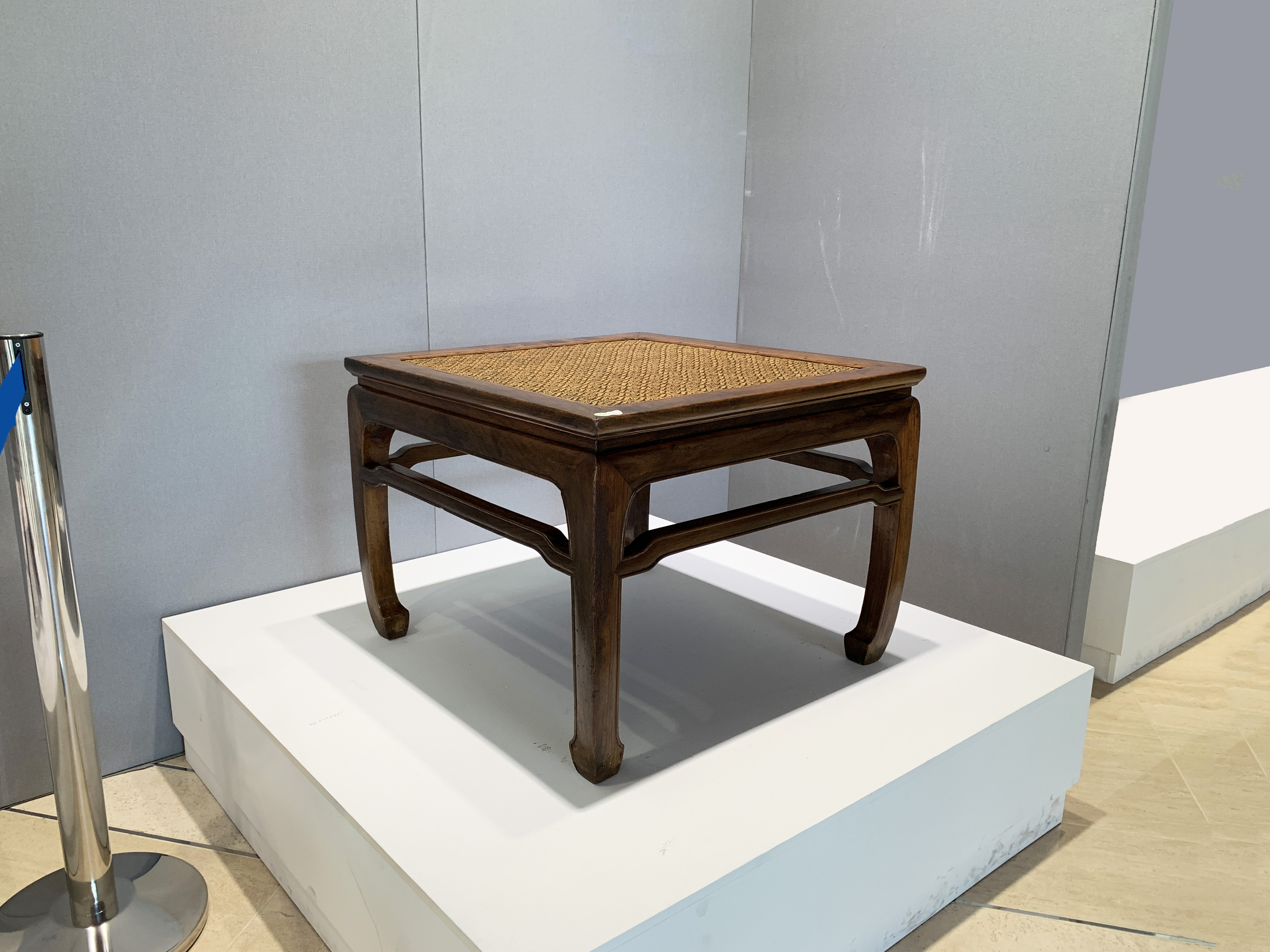 结跏趺坐双盘腿,超宽大黄花梨禅凳禅椅