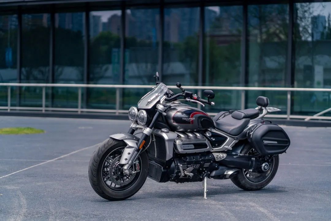 凯旋火箭3优缺点,火箭凯旋3新款试驾