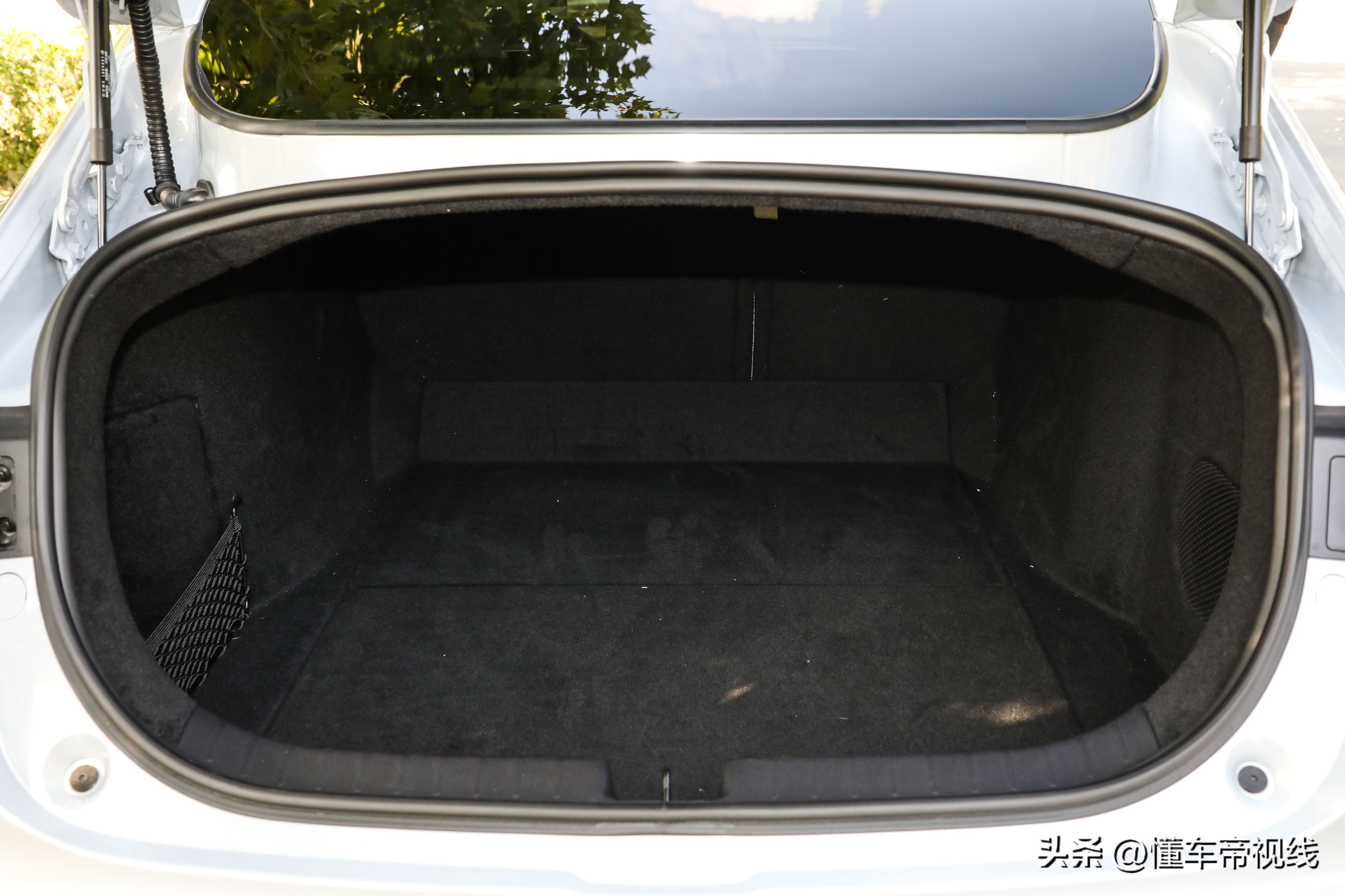 零跑c01的最新试驾视频,试驾零跑c01四驱高性能版