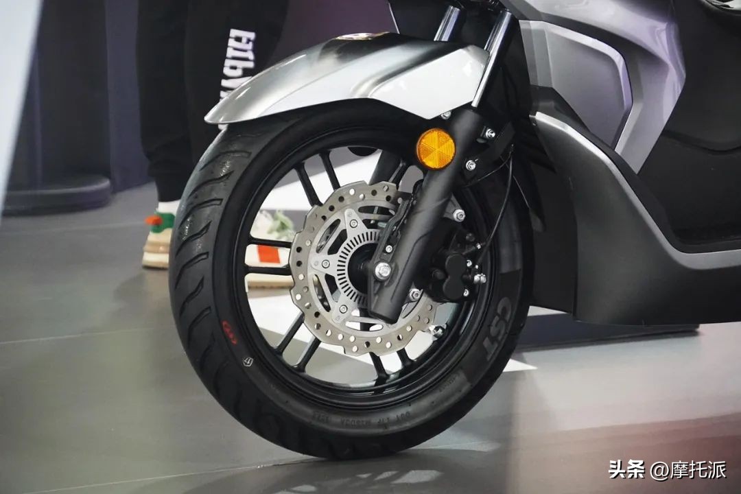 配置近顶、售价自信：QJ发布鸿150，要在特别大的市场里面挖呀挖