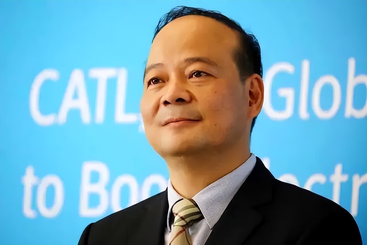 世界首富换人!闽商首富2500亿,福建首富2350亿,厦门首富530亿