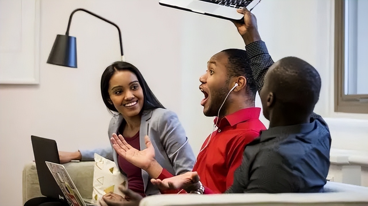 英国和美国留学哪个更安全,美国和英国留学哪个贵