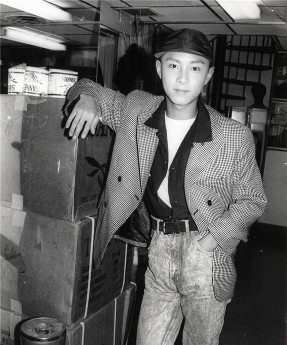 张卫健解难题,张卫健出位