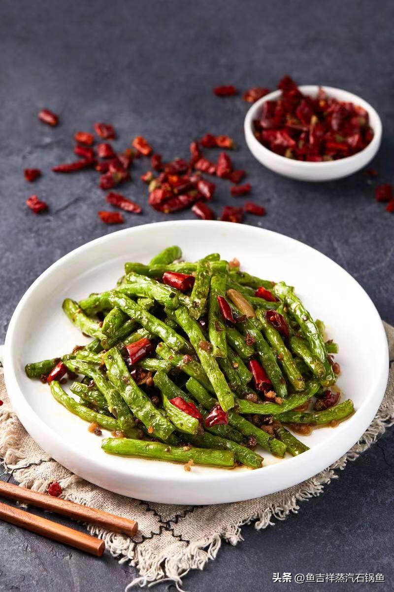 剁椒蒸茄子做法大全,湖南土菜蒸茄子怎么做