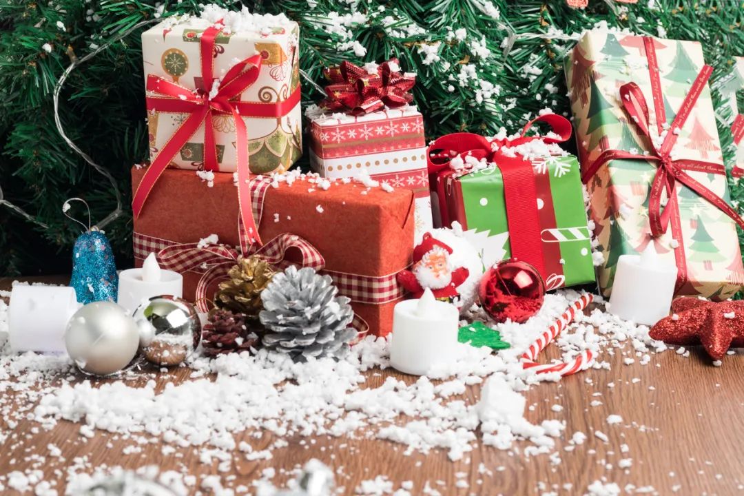 圣诞贺卡给小孩内容写什么,圣诞贺卡内容句子