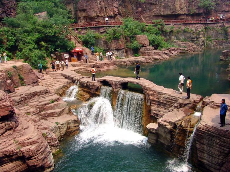 离郑州最近的自驾避暑好去处,郑州出发自驾游避暑好地方