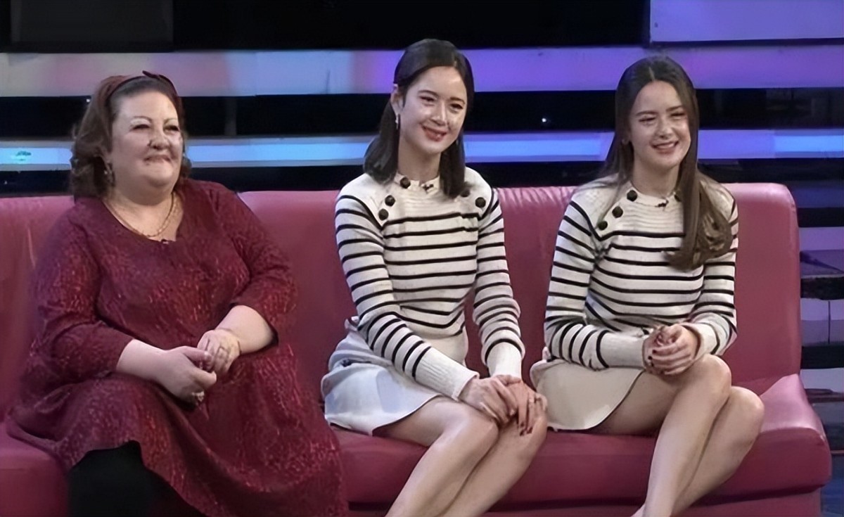 1996年，欧洲姑娘嫁山东小伙，养鸡致富，培养双胞胎女儿北影毕业