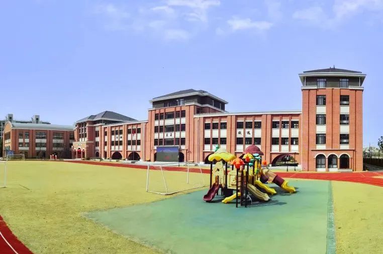 新江湾小学丶初中丶高中简介和校园实景照片！学校对口小区一栏