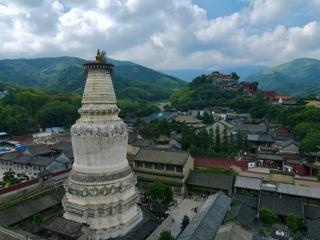 五台山文殊菩萨道场有缆车吗,文殊菩萨去五台山的所有道场