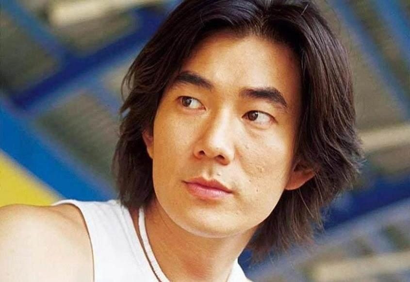 五位留长发的男明星最后一位最帅,七位又酷又帅的男明星