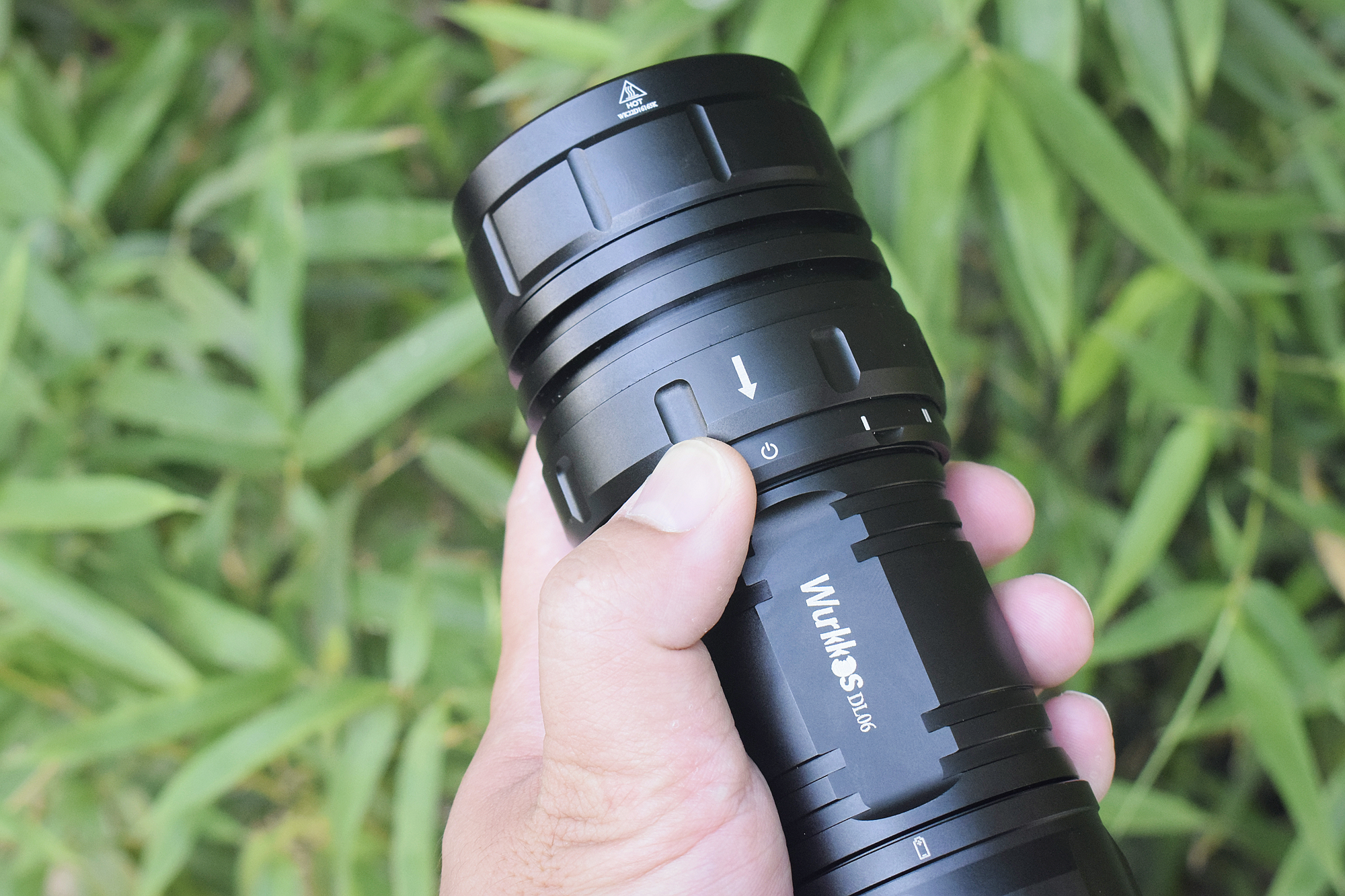 索菲恩dl06手电评测,sofirn索菲恩手电指挥官测评