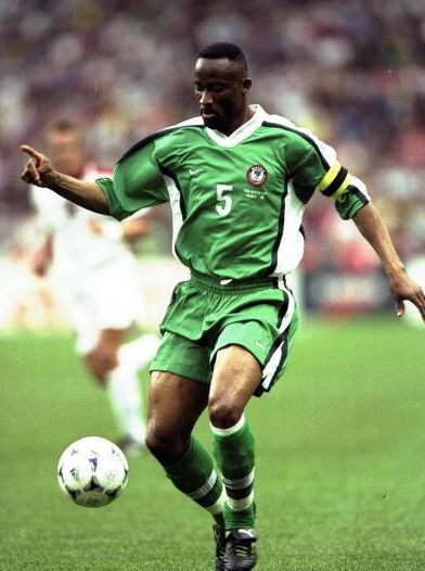 昔日英雄1-48集免费看,98年世界杯32强以及阵容