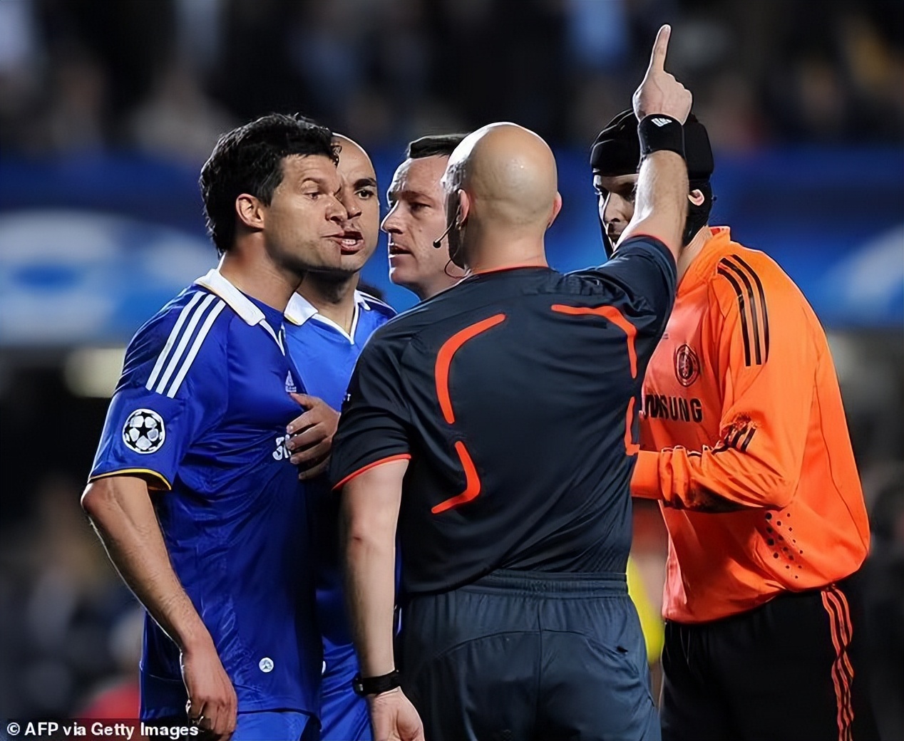 黑哨被实锤视频,黑哨被揭穿