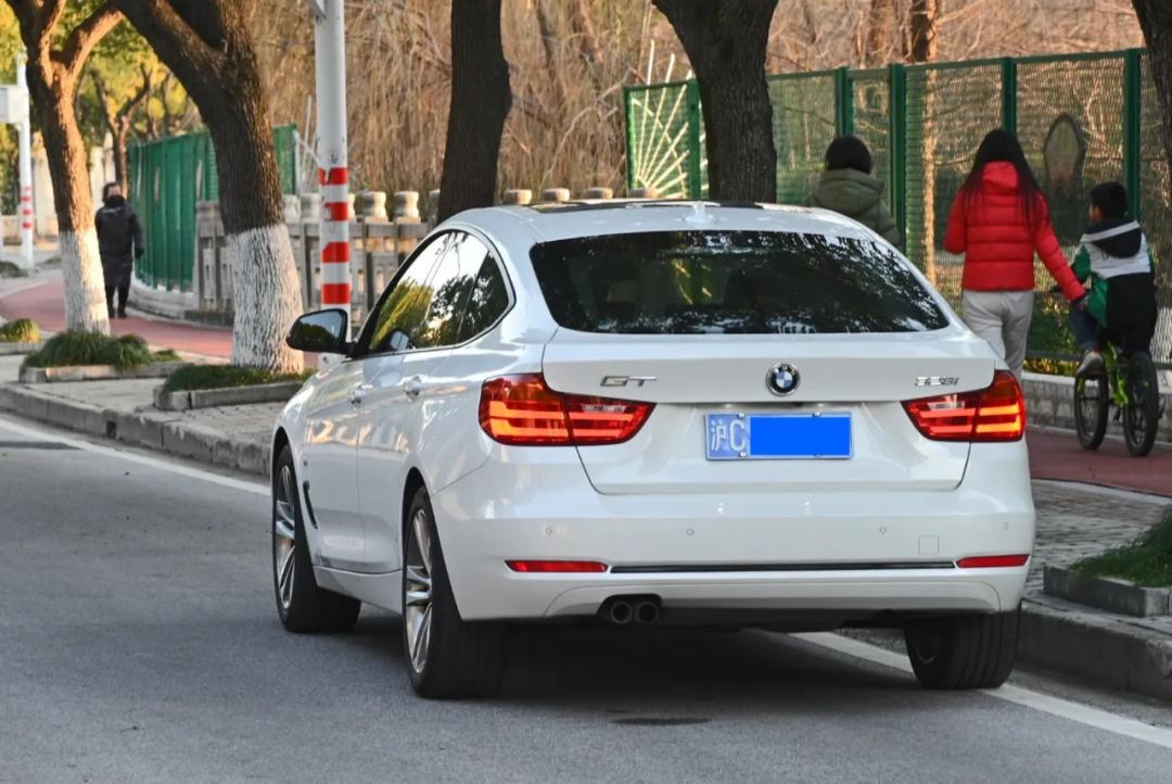 二手宝马gt328i,16款宝马328gt二手值得入手吗